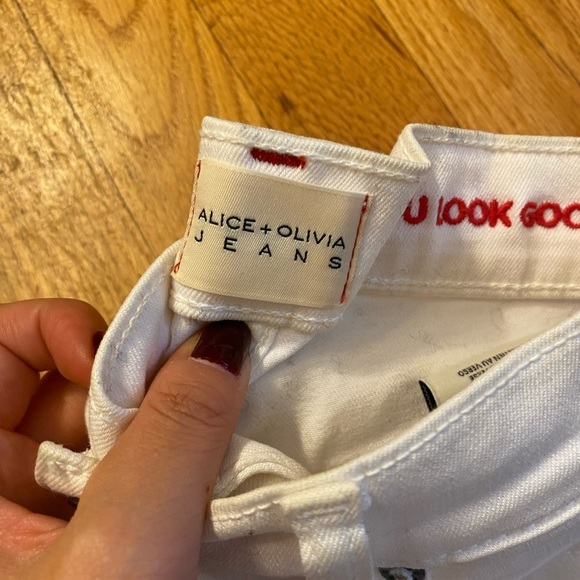 Alice + Olivia- Exposed Button White Denim Jeans - Picture 4 of 6